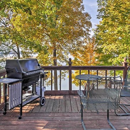 Captivating Cadiz Hideaway With Deck On Lake Barkley Luaran gambar